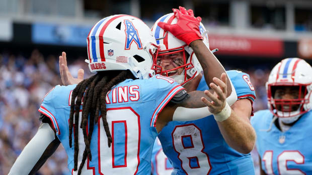 Titans vs. Steelers Prediction with DraftKings